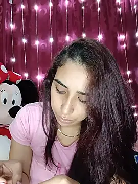ifeelverywet andhot online show from June 2026 03:11:02 PM