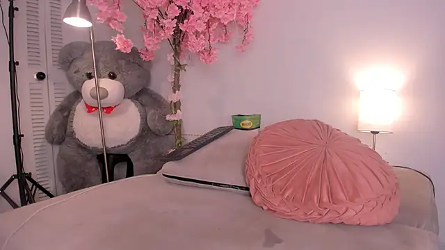Snapshot of kitty_miaa chatting on July 2026 09:26:01 PM kitty miaa online show from July 2026 09:26:01 PM