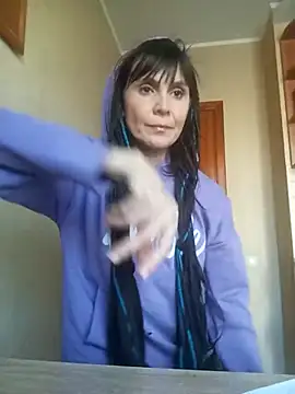 Francenia lolis online show from March 2026 10:18:02 AM