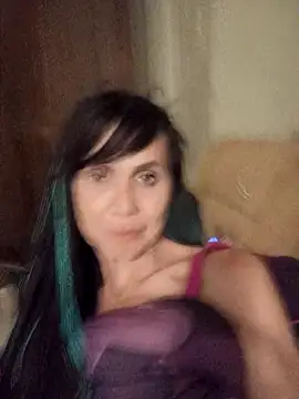 Francenia lolis online show from July 2026 09:47:02 PM