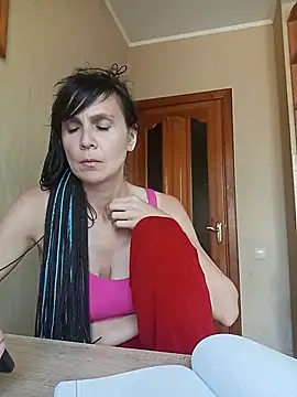 Francenia lolis online show from July 2026 10:14:01 AM