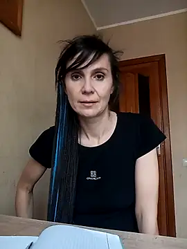 Francenia lolis online show from October 2025 08:14:01 AM