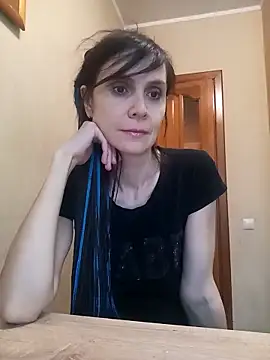 Snapshot of Francenia_lolis chatting on November 2025 07:19:02 AM Francenia lolis online show from November 2025 07:19:02 AM