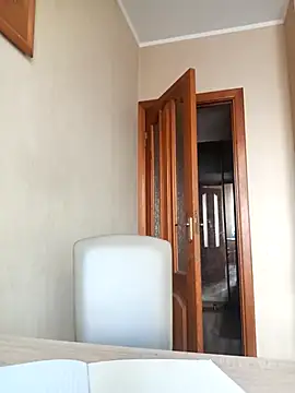 Francenia lolis online show from March 2026 07:43:01 AM