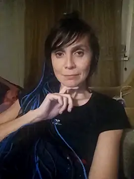 Francenia lolis online show from September 2025 07:09:02 PM