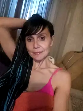 Francenia lolis online show from May 2026 07:03:02 PM