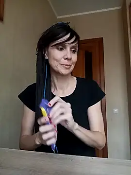 Francenia lolis online show from October 2025 07:22:02 AM