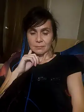 Francenia lolis online show from October 2025 07:59:01 PM