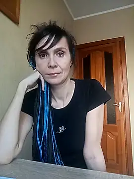 Francenia lolis online show from October 2025 07:42:02 AM