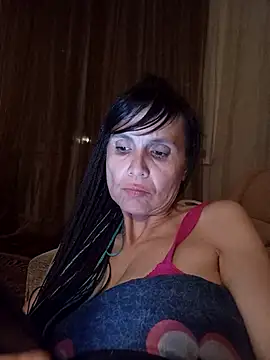 Francenia lolis online show from June 2026 09:47:01 PM