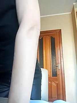 Francenia lolis online show from September 2025 09:38:02 AM