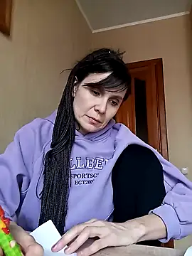 Francenia lolis online show from March 2025 01:24:01 PM