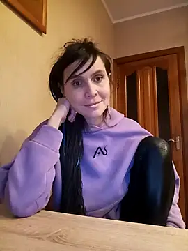 Francenia lolis online show from February 2026 02:57:02 PM