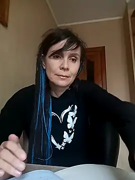 Francenia lolis online show from September 2025 07:48:02 AM