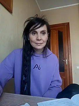 Francenia lolis online show from March 2026 11:32:01 AM