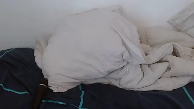 kittydollyx02 online show from December 2025 10:03:02 AM