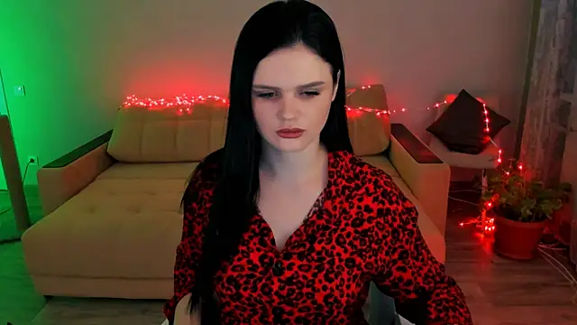 Lora Cain online show from December 2025 12:19:02 PM