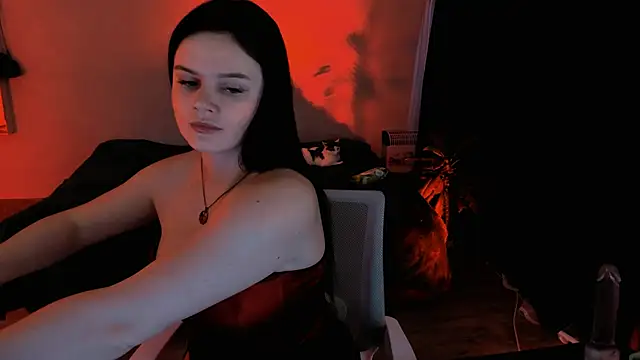 Lora Cain online show from May 2026 12:44:01 PM