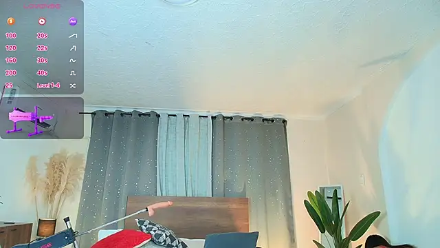 Snapshot of valery_yepes chatting on November 2025 12:49:01 PM valery yepes online show from November 2025 12:49:01 PM