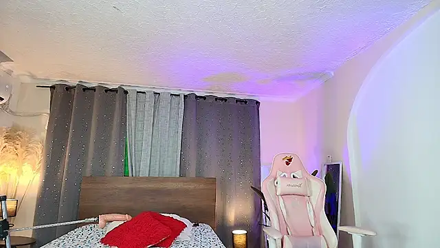 Snapshot of valery_yepes chatting on October 2025 12:06:02 PM valery yepes online show from October 2025 12:06:02 PM