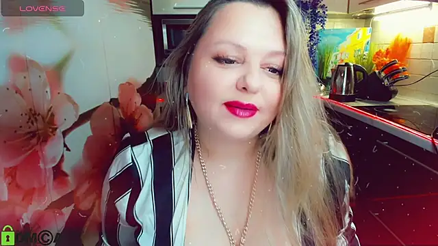 Snapshot of KlaraHoll chatting on February 2026 09:19:01 AM KlaraHoll online show from February 2026 09:19:01 AM