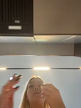 -Sexy Barbie- online show from November 2025 07:40:01 AM