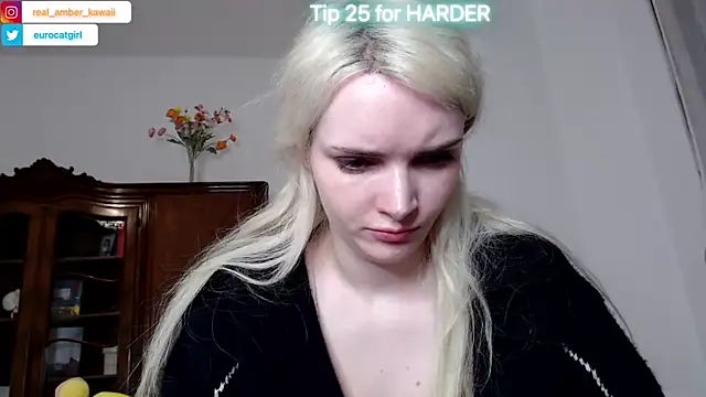 Snapshot of Amber_Kawaii chatting on March 2025 08:21:01 PM Amber Kawaii online show from March 2025 08:21:01 PM