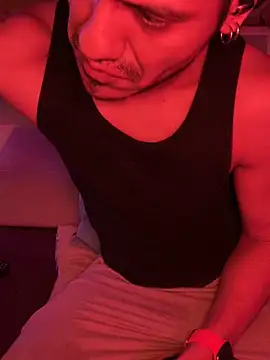 thesummerboy online show from December 2024 04:36:01 PM