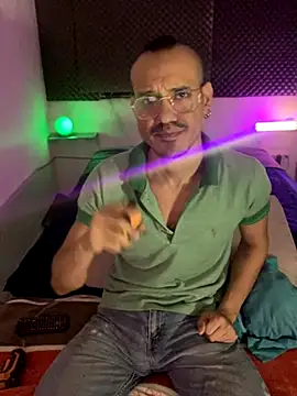 thesummerboy online show from September 2025 05:14:01 AM