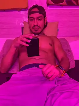 thesummerboy online show from December 2024 07:14:01 AM