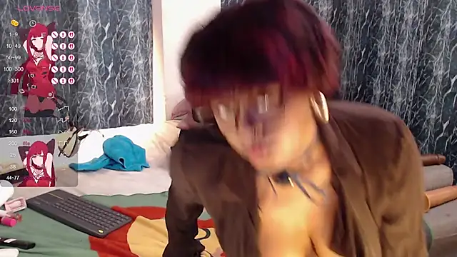 ebonyciaraqueen online show from February 2026 01:22:02 PM