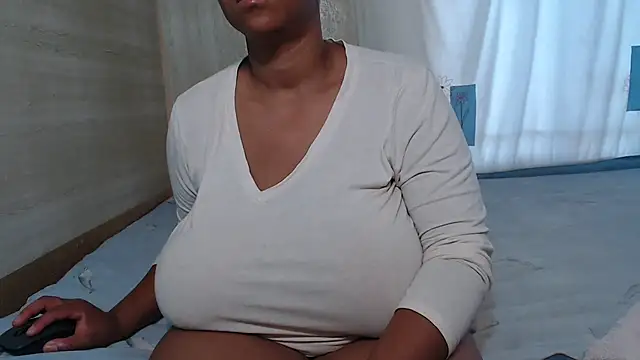 FlavoredNia online show from March 2025 04:41:02 AM