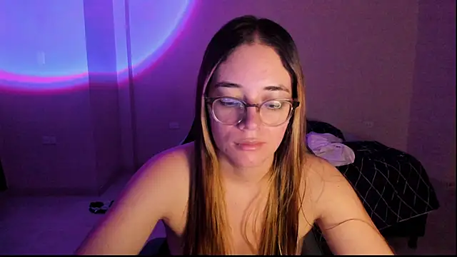 atenas 05  online show from September 2025 09:27:01 AM