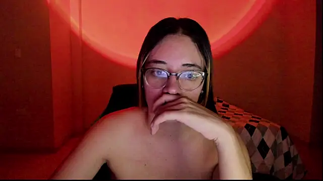 atenas 05  online show from October 2025 09:22:01 AM