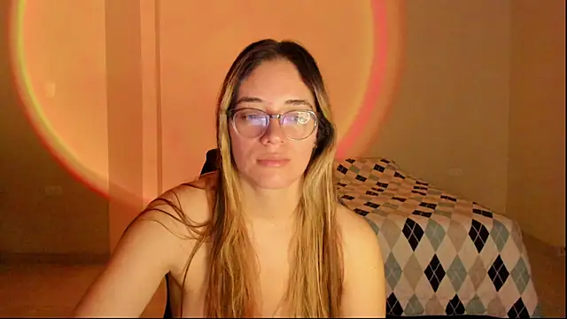 atenas 05  online show from October 2025 09:18:02 AM