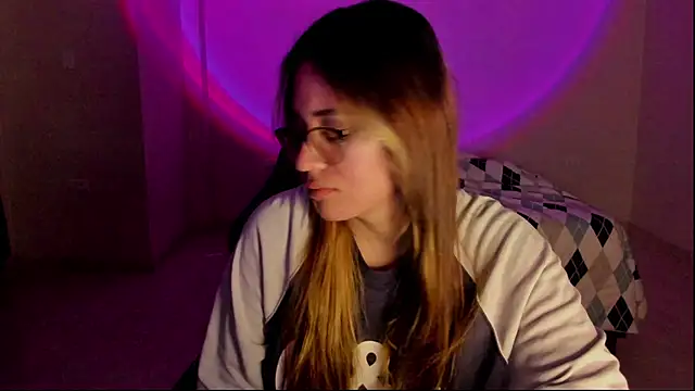 atenas 05  online show from November 2025 09:47:02 AM