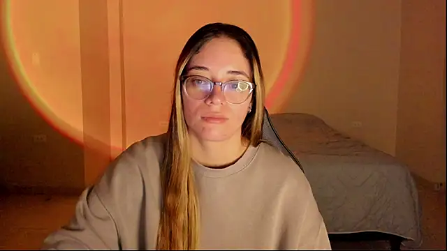 atenas 05  online show from October 2025 09:30:02 AM