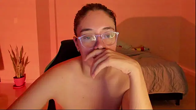 atenas 05  online show from February 2026 09:44:02 AM