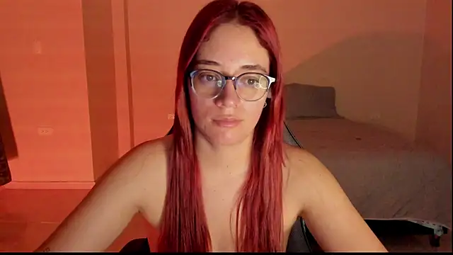 atenas 05  online show from December 2025 09:31:02 AM