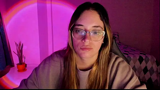 atenas 05  online show from November 2025 09:21:01 AM