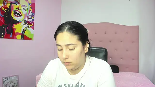 lizzaxs online show from October 2025 12:57:01 PM
