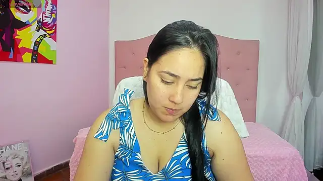 lizzaxs online show from October 2025 12:37:02 PM