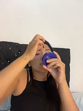 alisson carolina73 online show from March 2026 02:33:02 AM