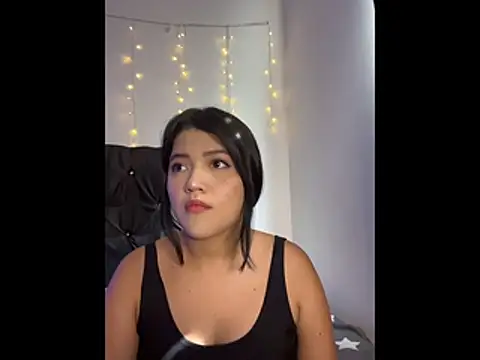 alisson carolina73 online show from November 2025 07:07:01 PM