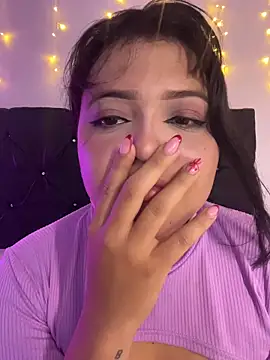 alisson carolina73 online show from December 2025 03:54:01 AM