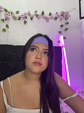 alisson carolina73 online show from February 2026 02:33:01 AM