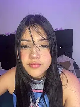 Snapshot of alisson_carolina73 chatting on February 2025 11:28:02 PM alisson carolina73 online show from February 2025 11:28:02 PM