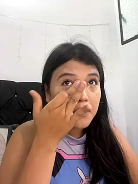 alisson carolina73 online show from November 2025 10:10:01 PM