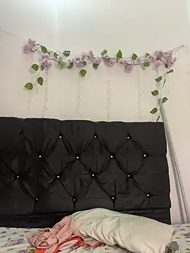 alisson carolina73 online show from March 2026 10:32:01 PM