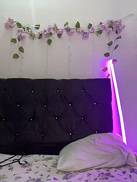 alisson carolina73 online show from February 2026 11:28:02 PM